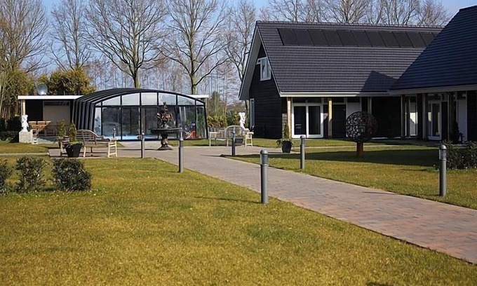 Wenum-Wiesel House | "Oranjehorst" estate