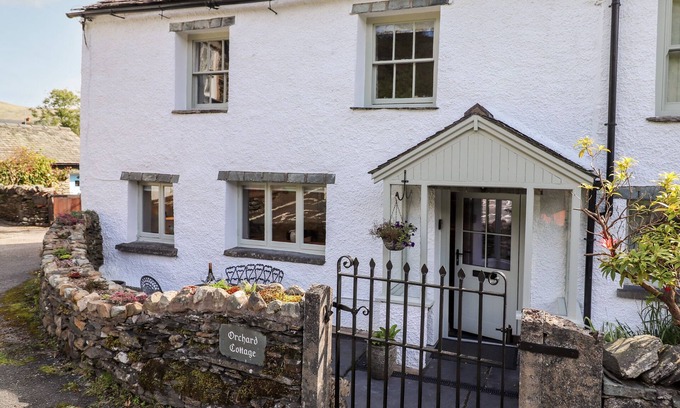 Troutbeck Cottage | ORCHARD COTTAGE, character holiday cottage in Troutbeck
