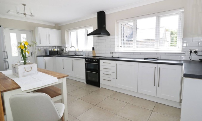 Halkyn Cottage | Orchard Cottage