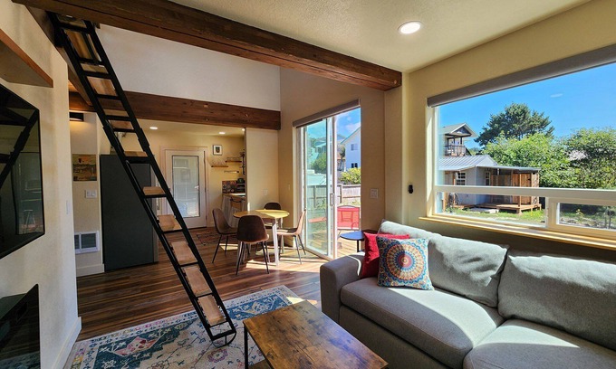 Waldport House | Oregon Coast Container Home, Dog Friendly! Sleeps 4!