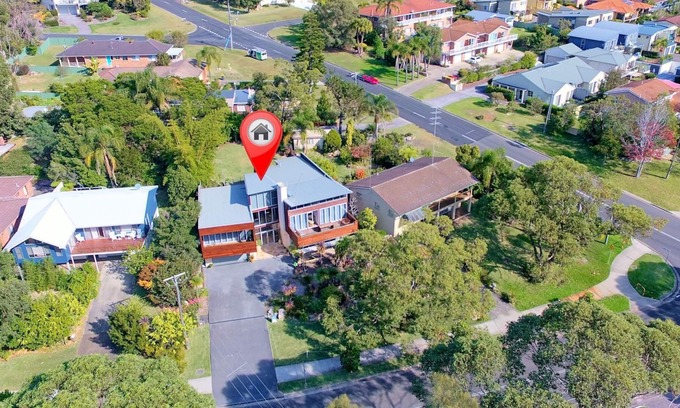 Vincentia House | Orion's Lookout, Vincentia