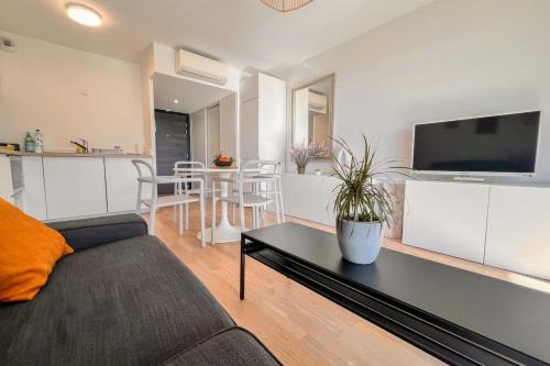 Le Ricanto Apartment | Ornella - Terrace Wifi Cozy - by TGB