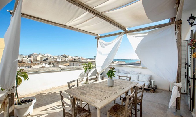 Santa Lucia Apartment | Ortigia Boutique Terrace Apt
