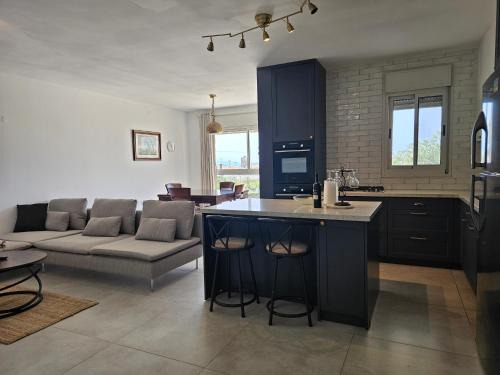 Acre Apartment | OrYam - Boutique Sea View Apt. 2BD Up to 10 Guests