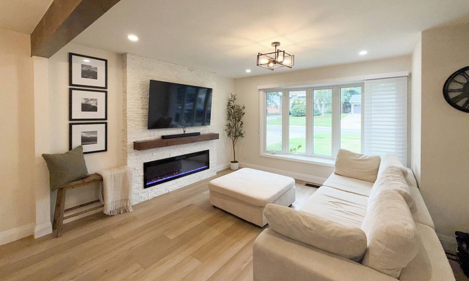 Durham Region House | Oshawa home #MAIN