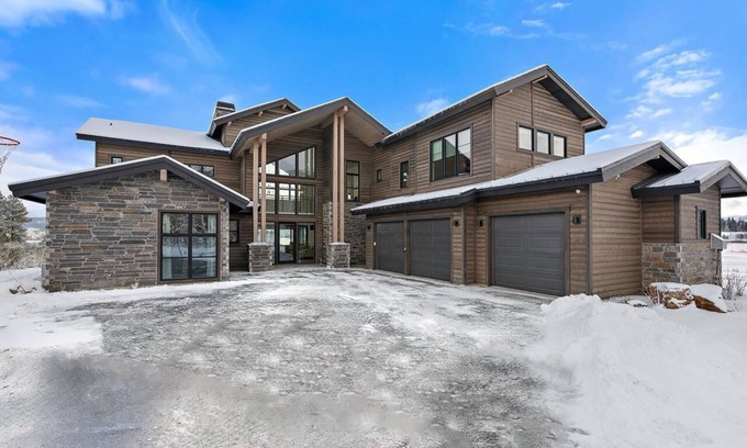Tamarack House | Osprey Aspen Estate Home - Spectacular Estate Home with Hot Tub and Sauna