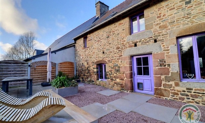 Pleine-Fougeres House | Ostrea Edulis - Pleine Fougeres