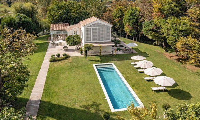 Pernes-les-Fontaines House | Otium house : charming house 1.5-hectare property bordered by a river