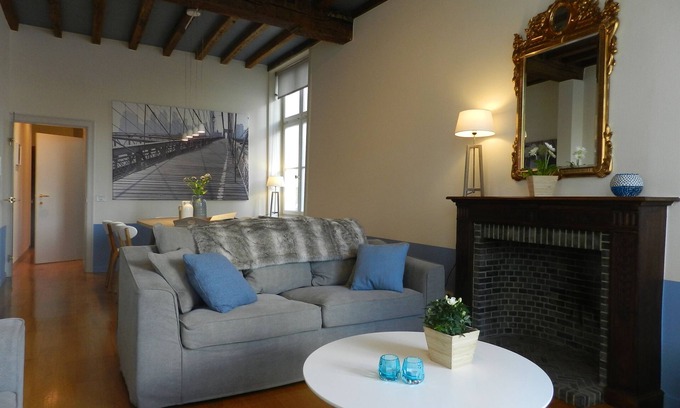 Historical Center Bruges Apartment | Our holiday apartment is located on the Sint-Annarei and offers a view of the mo