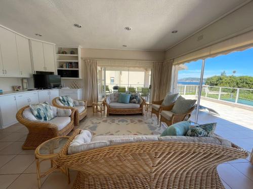 Robberg Beach Villa | Our Seaside Villa - Walk to R 5 Beach