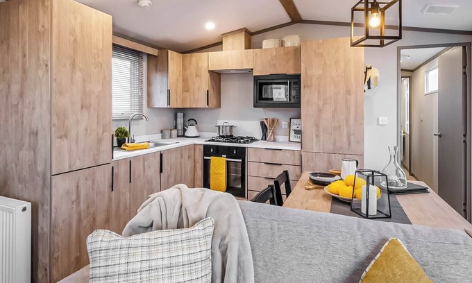 Wigton House | Our Silver 3 Bedroom Caravans offer spacious and modern accommodation that will suit everyone.