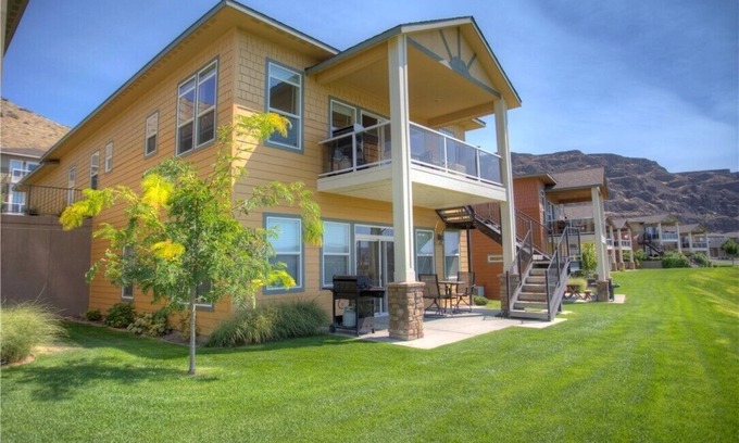 Quincy Condo | Out of Africa to Sunserra on the Columbia River