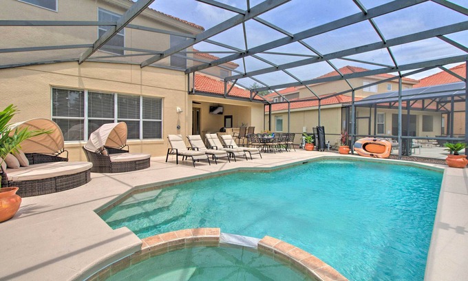 Watersong House | Outdoor Oasis w/Pool: Davenport Resort Escape!