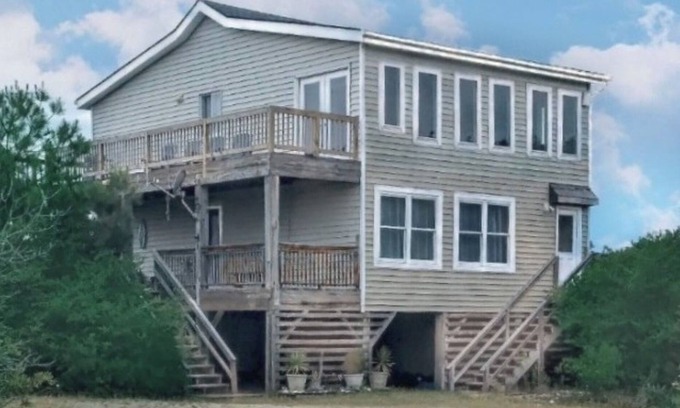 Corolla House | Outstanding Ocean Views! Simple Beach Cottage On Private Sand Road In Corolla