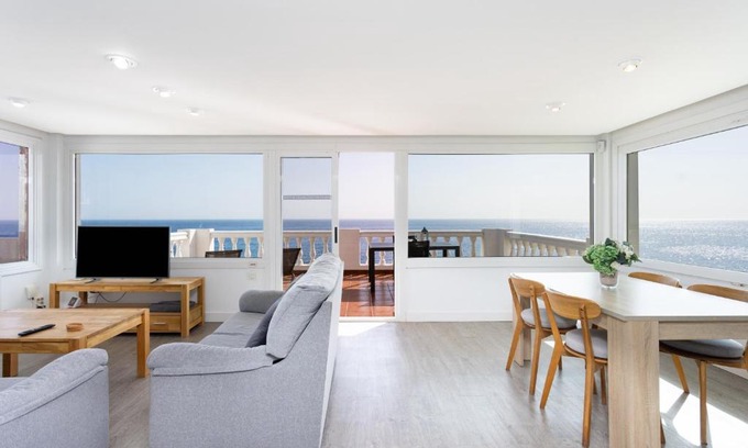 Las Caletillas Apartment | Over the Ocean