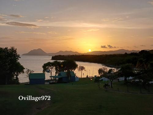 Gros Raisins Apartment | Ovillage972 dans Village Vacances - piscine, plage - vues mer, calme & spacieux