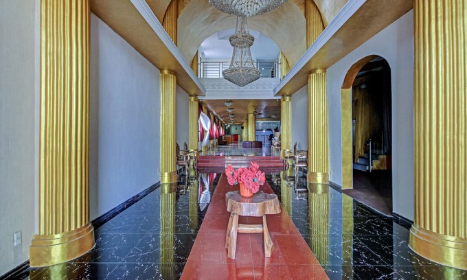 Medan Hotel | OYO 2574 Z Suites Hotel