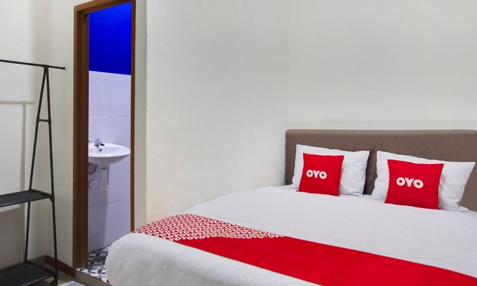 Bekasi Hotel | OYO 3456 Citara Jaya Guesthouse