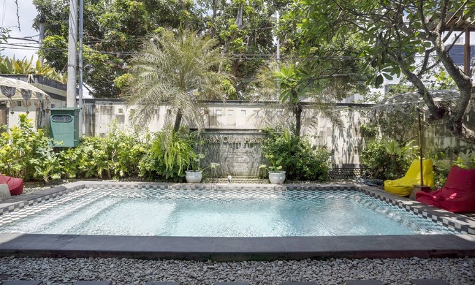 Tuban House | OYO 482 Anika Guest House