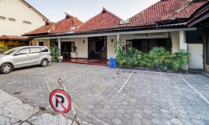 Malioboro Hotel | OYO 90676 Oryza Hotel