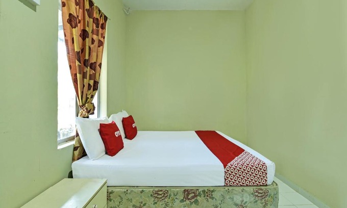 Kuala Rompin Hotel | OYO 90708 D'kuala Waterfront Chalet & Boat Charters