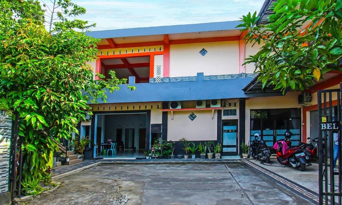 Kecamatan Janapria Hotel | OYO 92095 Wisma Dhana Syariah