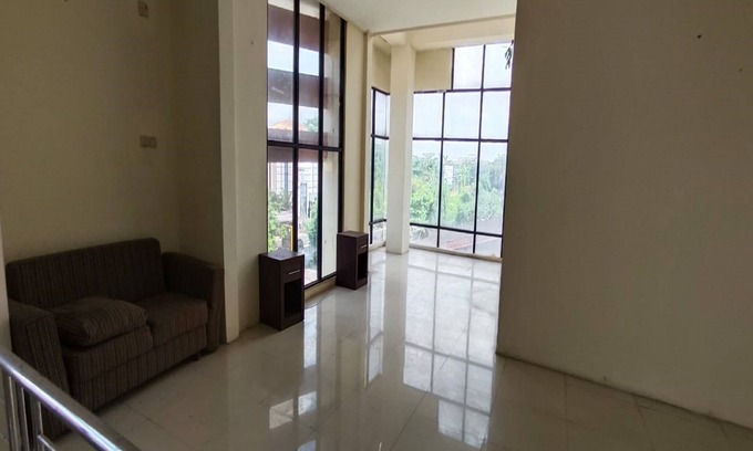 Kalimantan Hotel | OYO 92639 Ervina Homestay Syariah Batakan