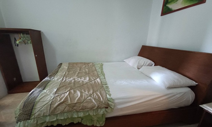 Mataram Hotel | OYO 93723 Vj Sweethome Syariah