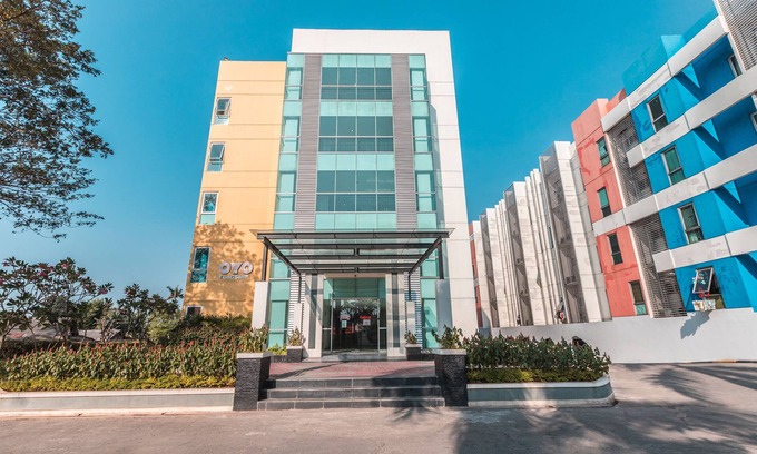 Tangerang Hotel | OYO Flagship 1170 The Habitat Karawaci