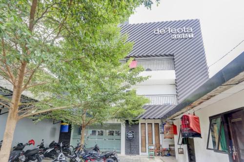 Semarang Hotel | OYO Life 90388 De'leota