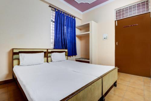 Mohangarh Hotel | OYO Metro Club & Guest House Near Badshahnagar Metro Station