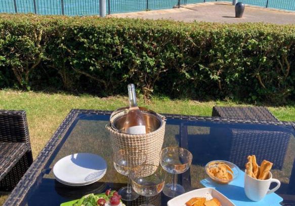 Newcastle Apartment | Oyster Bay Holiday Apartment Dundrum