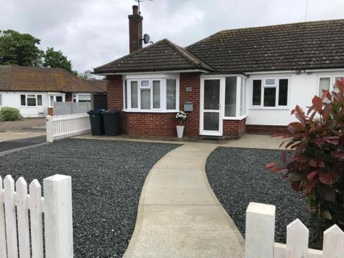 Swalecliffe House | Oyster Beach Cottage