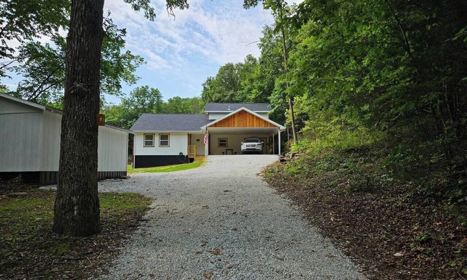 Marble Falls House | Ozark Serenity Lodge