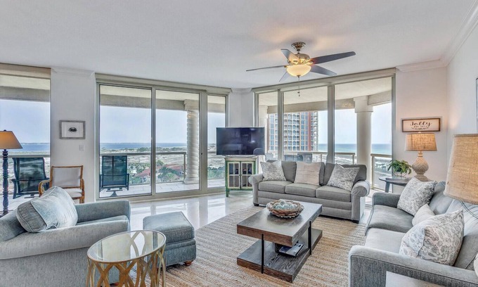 Pensacola Beach Condo | P1-0707 3B Gulf View Condo with Great Deals - Sleeps 10