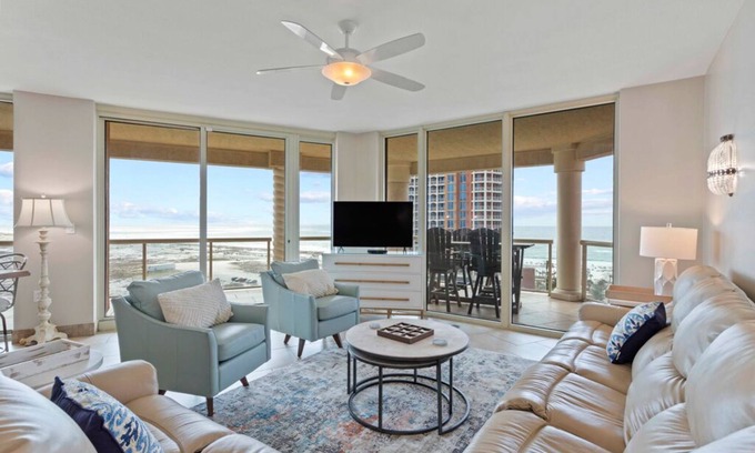 Pensacola Beach Condo | P2-1004 3B Newly Updated! Gorgeous 3B @ Portofino Sleeps 10!