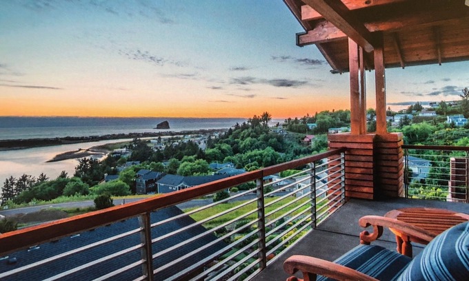 Pacific City House | Pacific Seawatch - Unbeatable Oceanviews!