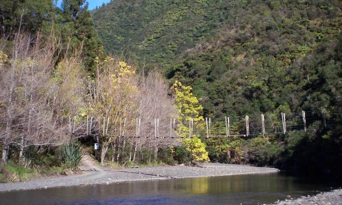 Opotiki House | Pakihi Retreat