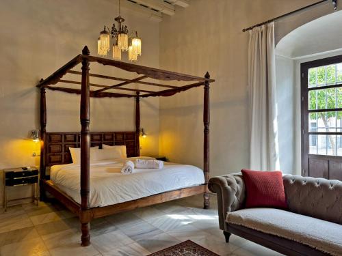 Jerez de la Frontera Old Town House | Palacio Jaramago - Ole Solutions