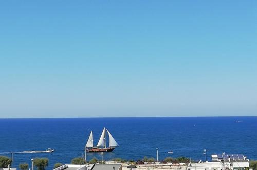 Giovinazzo Apartment | Palazzo interno 3