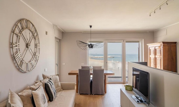 Municipio 3 Apartment | Palazzo Verdi Luxury Accomodation