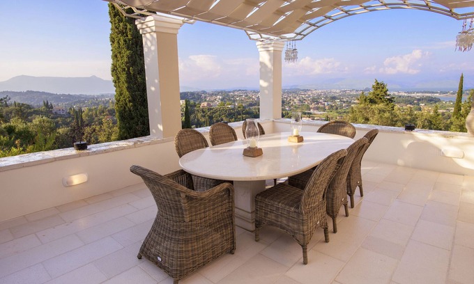 Kastania Villa | Paleopetres La Chataîgne - large private pool - sea views - privacy -