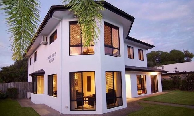 Palm Cove House | PALM COVE HOUSE - Holiday Home