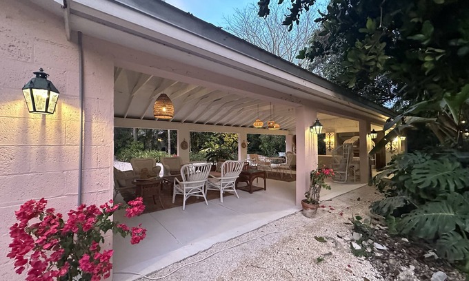 Homestead House | Palm Lodge, Historic House & Tropical Garden