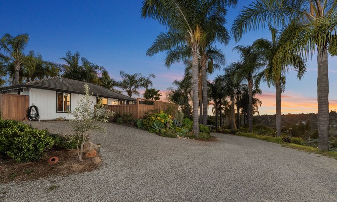 Fallbrook House | Palm & Oak - Detached Guest House - Mountain Views