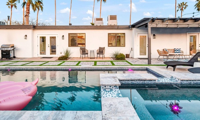 South Scottsdale House | Palm Oasis by LuxeKey- New Pool & Spa in Scottsdale with Camelback Mountain View