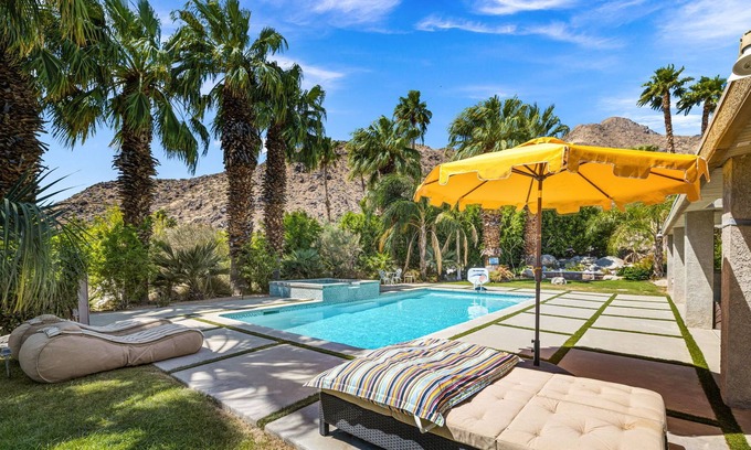 Palm Springs House | Palm Springs Oasis in Little Tuscany - Private and peaceful