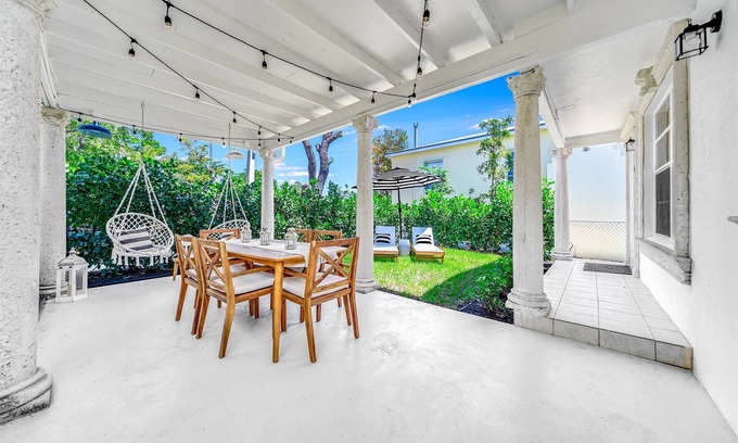 Southwest House | Palm Wave Stays - Quietness in Best Location