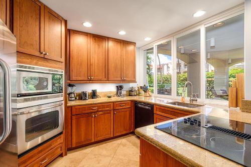 Wailea House | Palms at Wailea 705 - Beautiful Reno, Split AC
