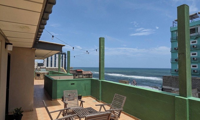 Bambalapitiya House | Palmyrah Residencies